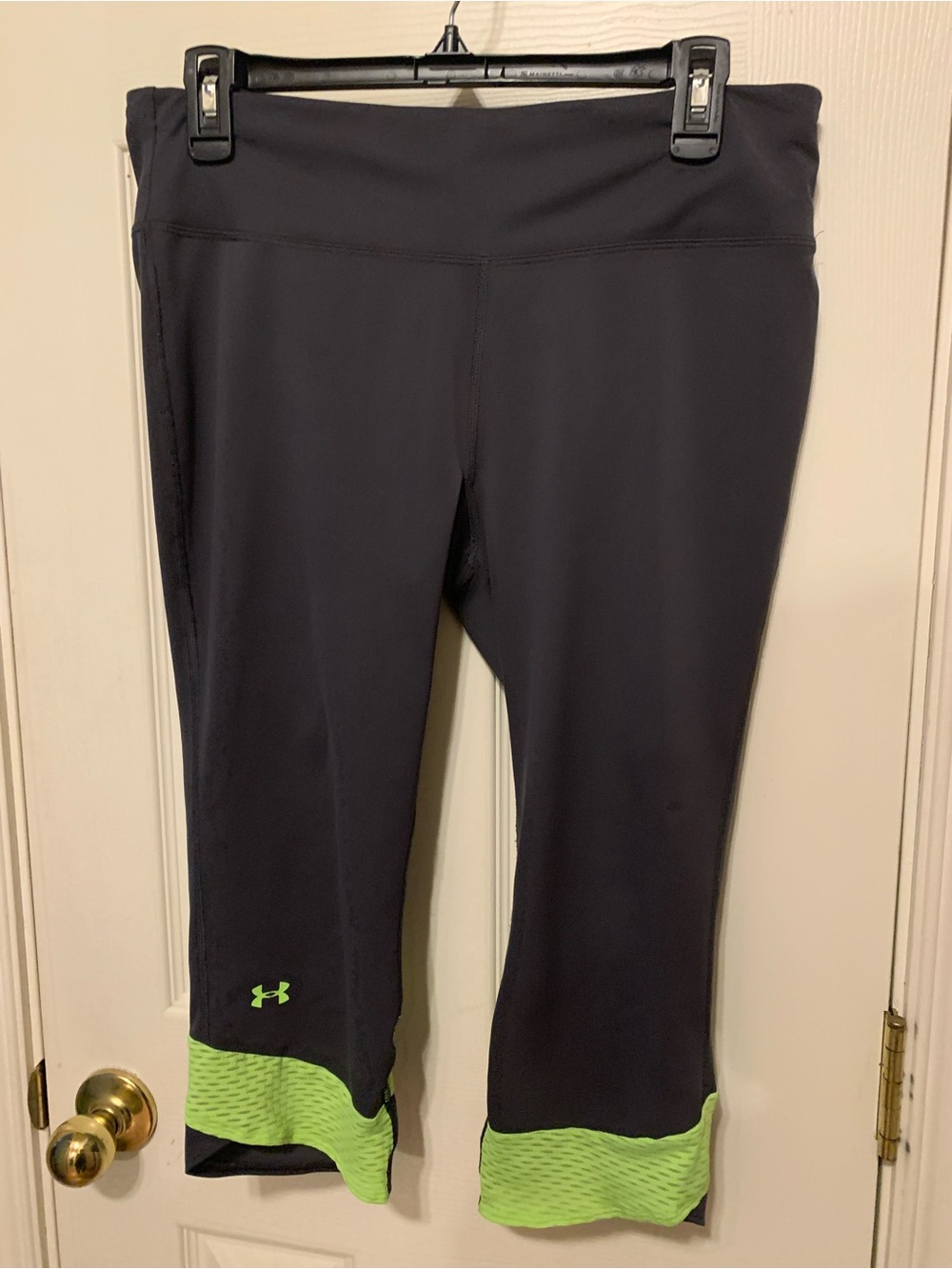 Women’s Under Armour Athletic Capri with Reflective Materials All Around M-L